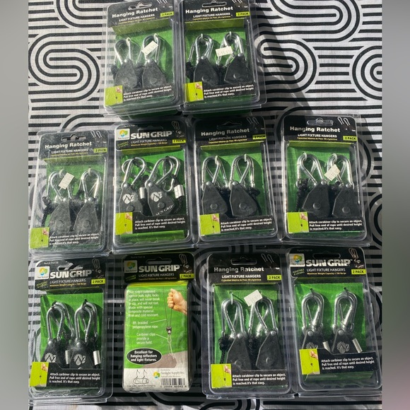 Bundle of 10 packs of 2 Hanging Ratchet Light Fixture Hangers. Sun Grip NRFB